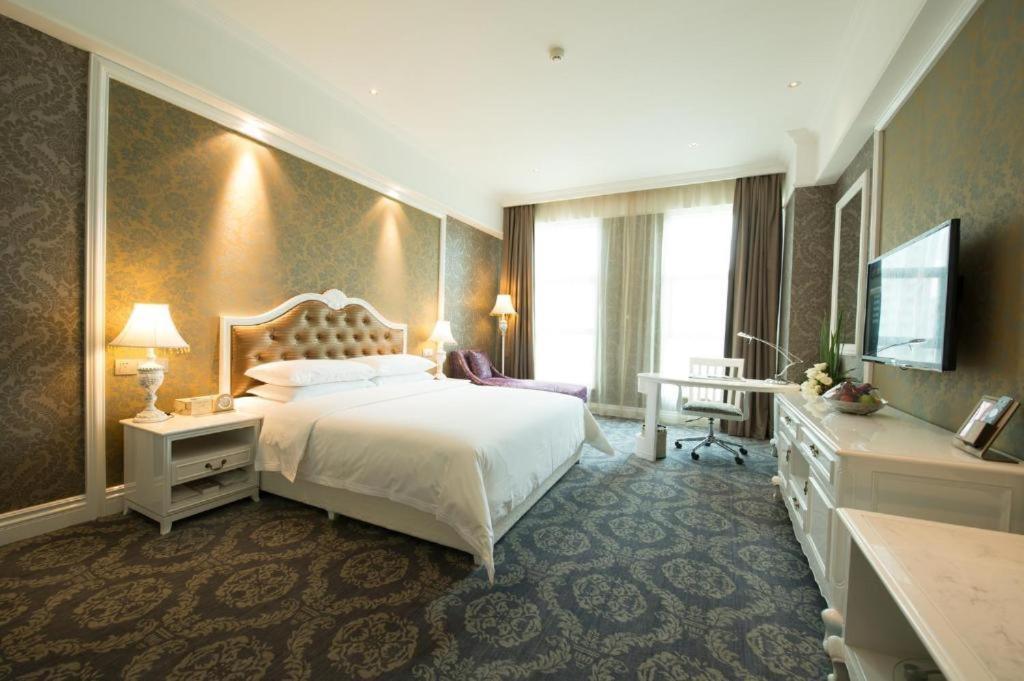 Chongqing Huachen International Hotel Zewnętrze zdjęcie