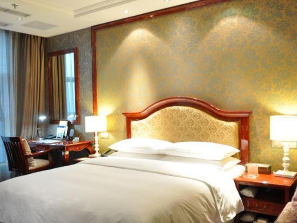 Chongqing Huachen International Hotel Zewnętrze zdjęcie