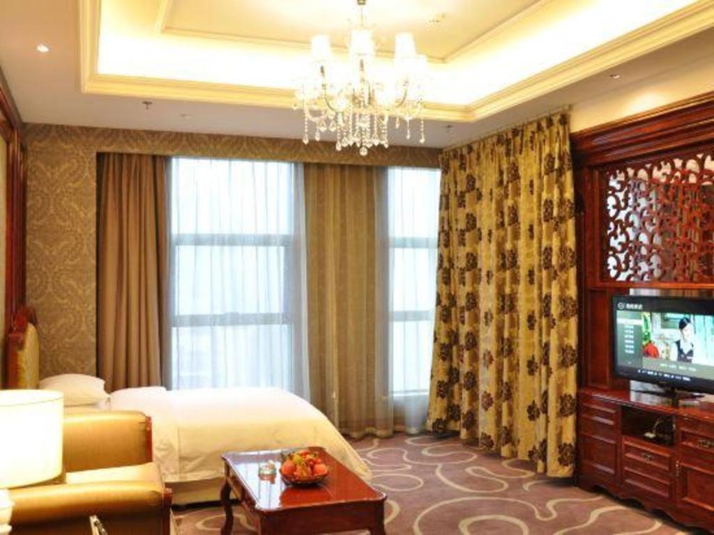 Chongqing Huachen International Hotel Zewnętrze zdjęcie