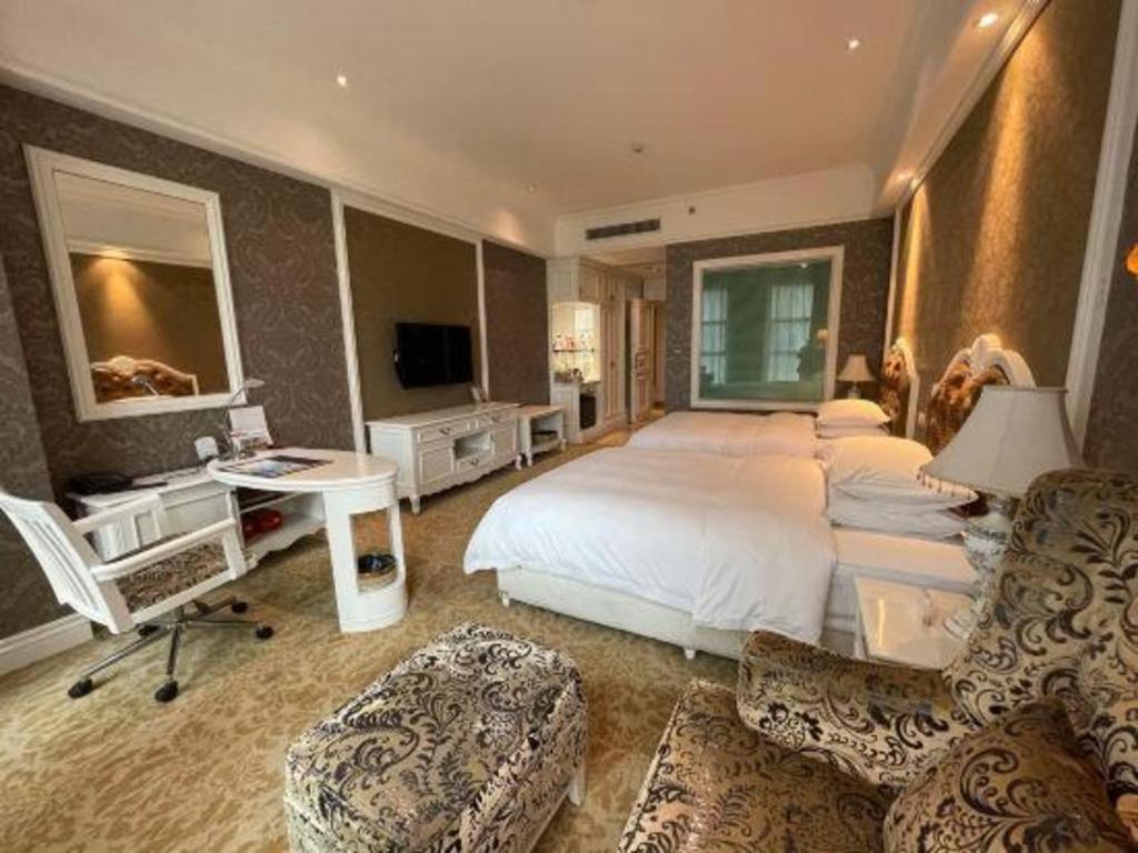 Chongqing Huachen International Hotel Zewnętrze zdjęcie