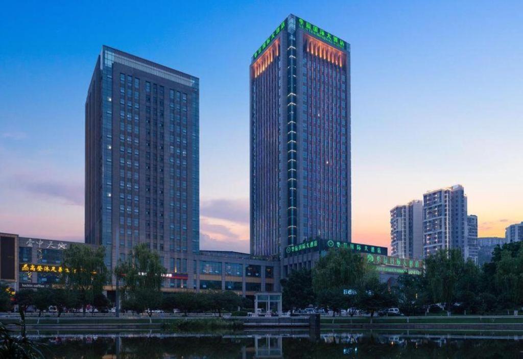 Chongqing Huachen International Hotel Zewnętrze zdjęcie